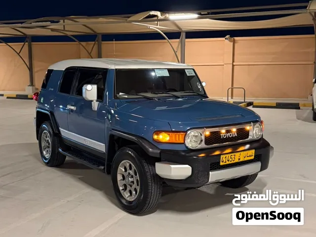 Used Toyota FJ in Al Sharqiya