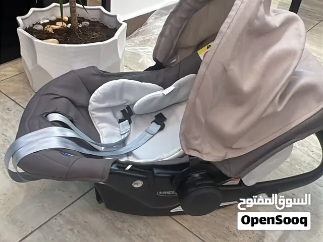 كرسي أطفال جديد نظيف