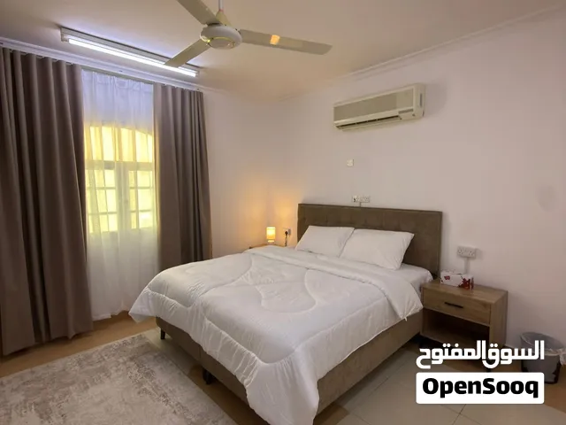 غرفة نوم راقية للإيجار اليومي في نزوى حي التراث و فرق