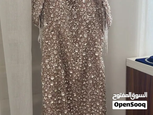 بيع فستان جديد لبس ساعتين