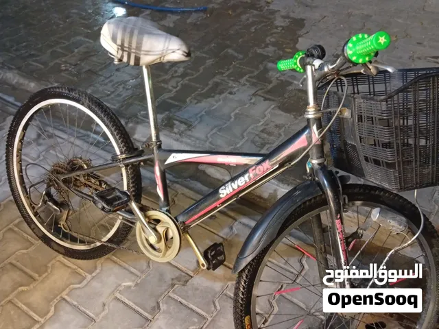 سعر 50الف  بايسكل ياباني حجم 24 باله نضيف اخو الجديد 6 كير  لايت شغال بطاريه جبيره مال لايت بريكات