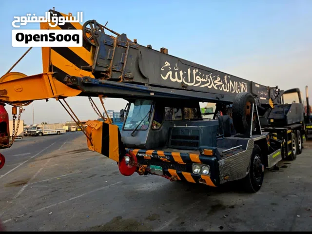 كرين كاتو للبيع في ابوظبي  ، منطقة المفرق  / موديل 1989  ملكية سنة ،  بحالة جيدة  , شغال في ابوظبي .
