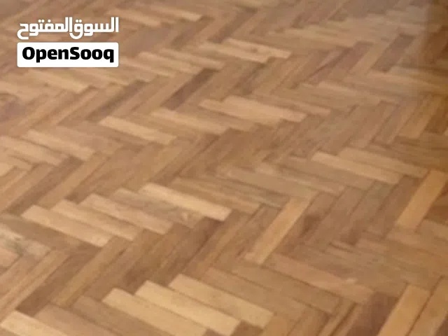 للبيع باركيه ارو مستعمل لصق بحاله ممتازه