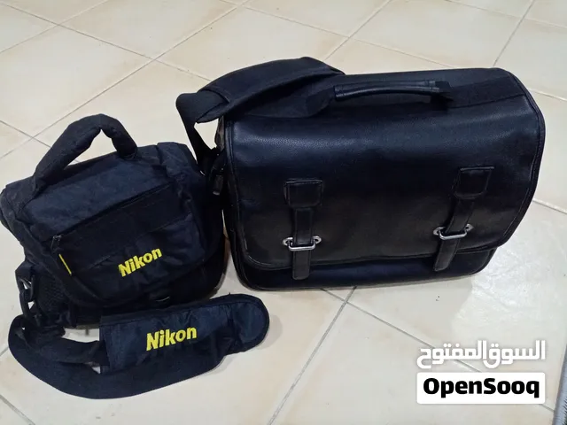 ثنتين شنط كيمرا نيكون شبة جديد بحالة ممتازة جدا جدا