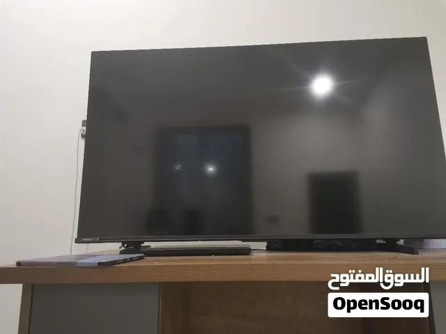 شاشة عرض هايسنس 55 بوصة 120 هيرتز سعر 610 وبي مجال بسيط