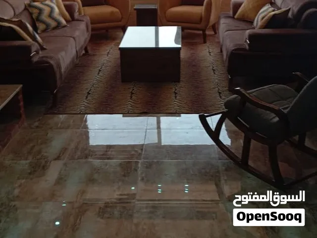 شقة للبيع طابق تاني