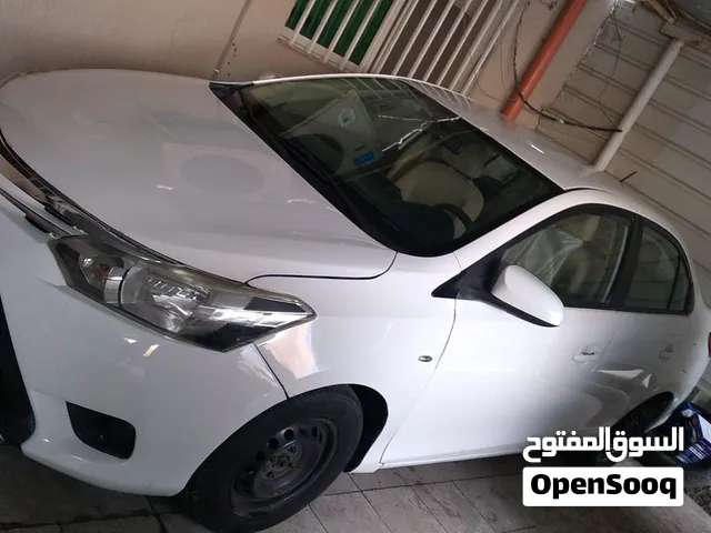 تويوتا 2014 ياريس