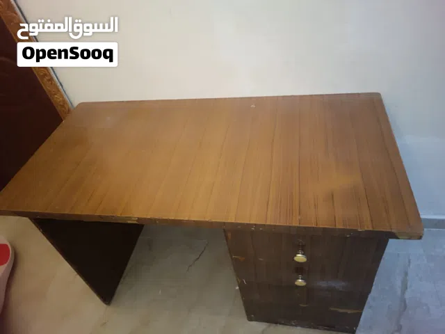 مكتب للبيع بحالة جيدة بسعر مغري