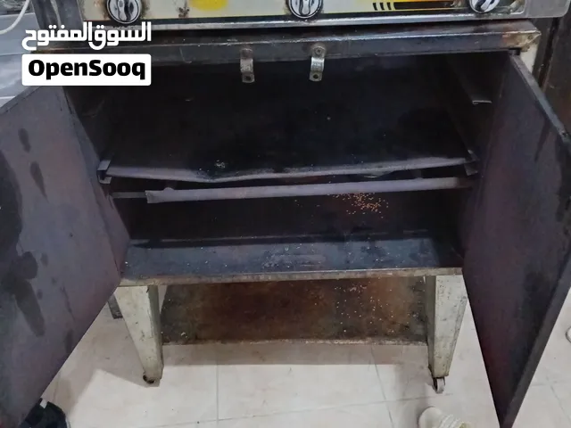 فرن غاز عربي +طباخ ثلاث عيون بس15دينار