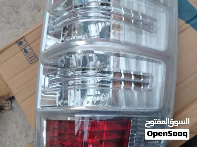 بكل لايت دكيته يكول مالت هايلوكس. ما اعرف لاي سياره بالضبط