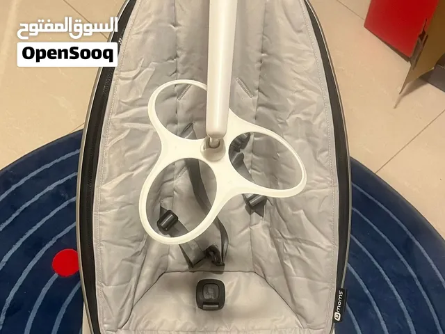أ رجوحة أطفال ذكية من ماركة 4moms بحالة ممتازة