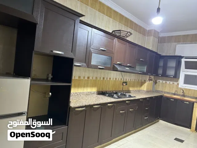 دولاب مطبخ ورخامه وشفاط