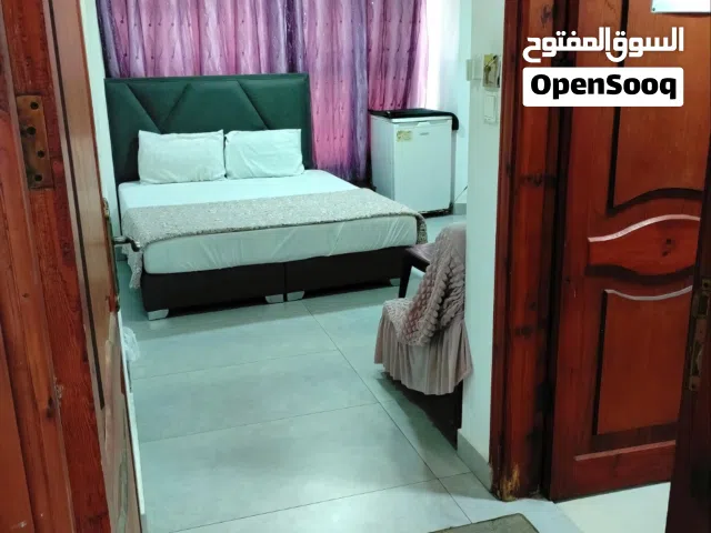 شقة مفروشه في السوق قريب من البحر ثلاث دقائق مشي