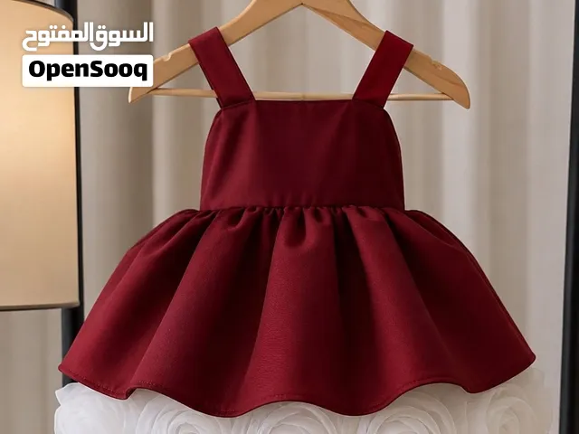 عندي نفانيف اثنين أبيض على ورود ثنينات هم
