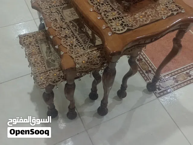 طاولات تقديم