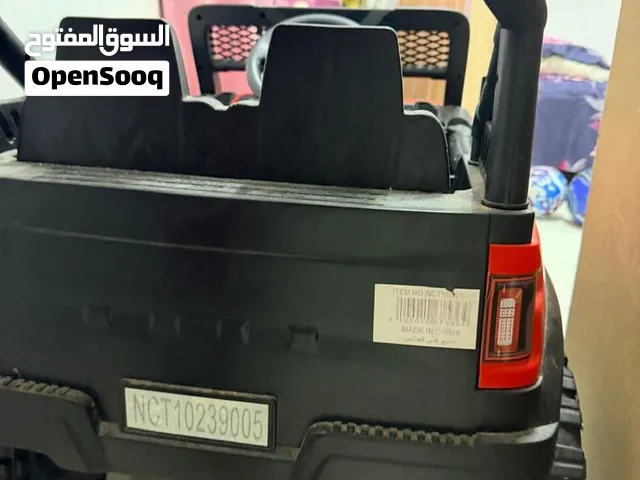 سياراة أطفال بحالة جيدة