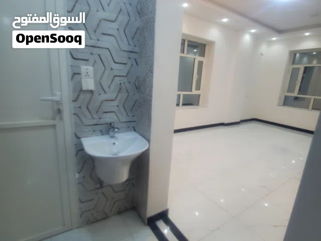 شقة للايجار لكس اوال ساكن