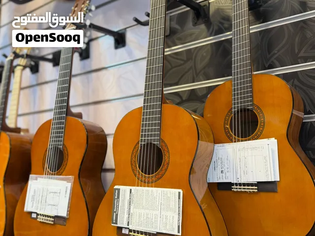 جيتار يماها - guitar Yamaha - صناعة يابانيه كفاله الوكالة الرسمية