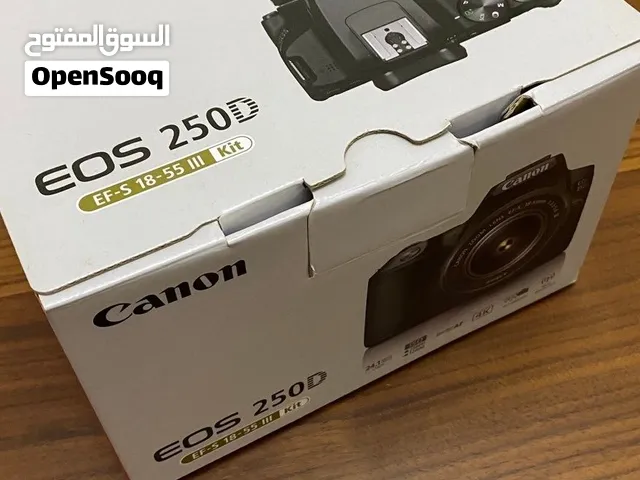 كاميرا كانون 250D للبيع بحالة نظيفة جداً