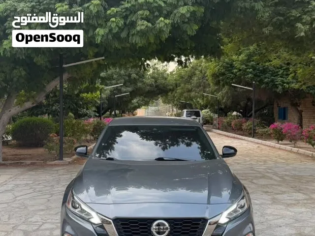 للبيع نيسان التيما SR موديل 2020 ممشى قليل