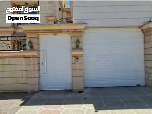 شتر أوتوماتيكي وأبواب رول في عمان Abu Omar