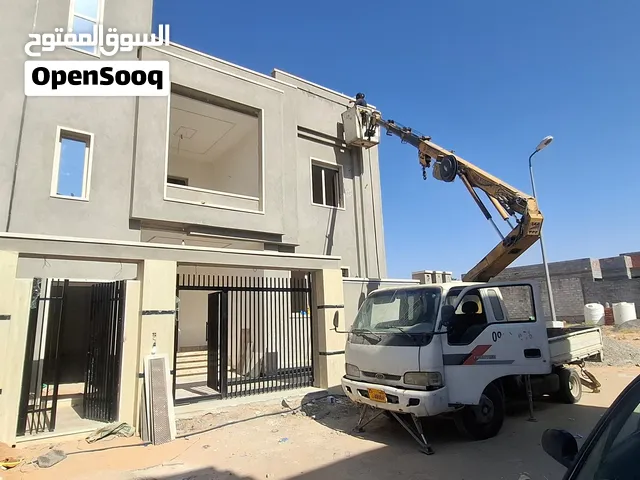 رافعة اشخاص سلة للايجار