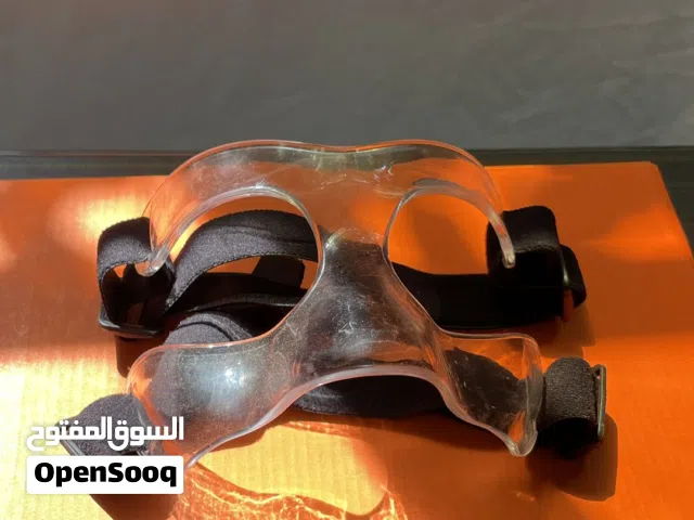 القناع الرياضي لحماية الوجه
