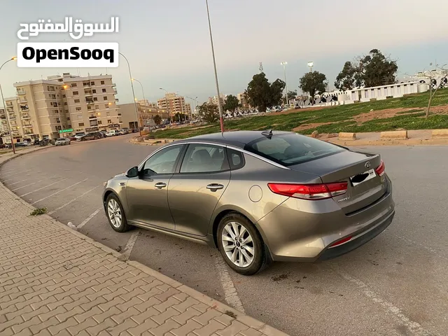 ابتيما 2017 فل ماشية 89الف ميل سعر حرق