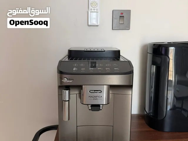 للبيع ماكينة قهوة De’Longhi Magnifica Evo ايطالية