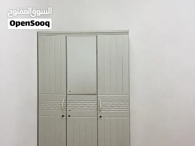 كبت بثلاث ابواب