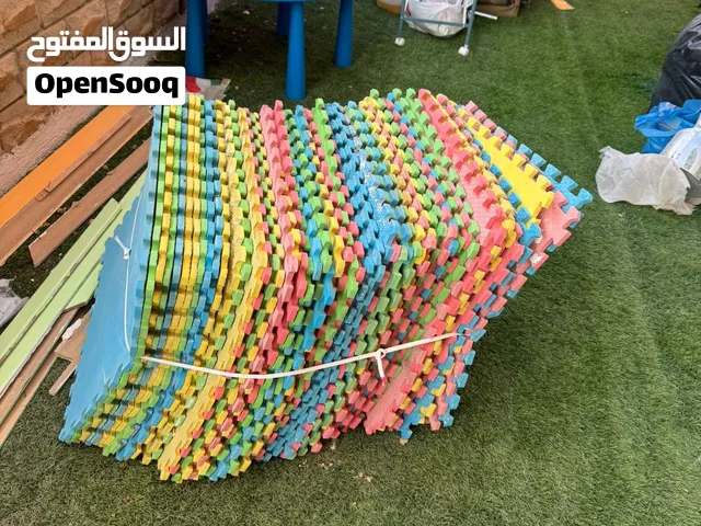 للبيع اثاث حضانه مدرسي