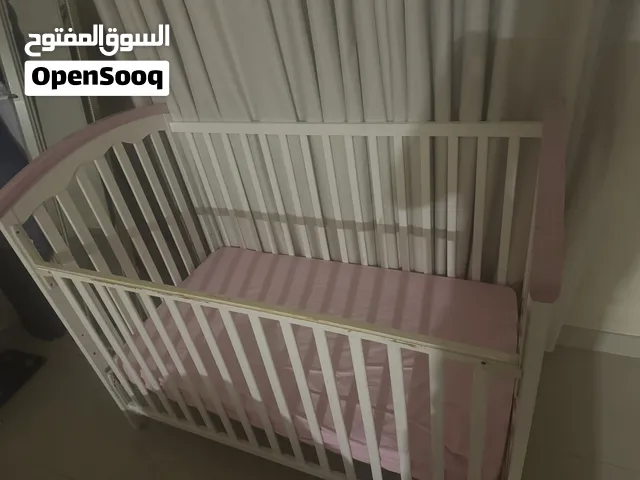 سرير أطفال جونيور للبيع