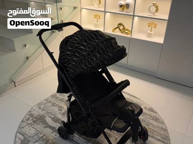 عربة أطفال للبيع