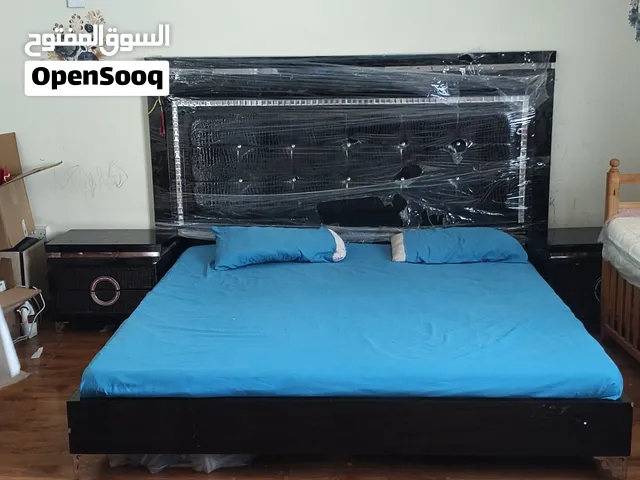 Wooden Bed Frame with Mattress and Side Table – King Size 200x190