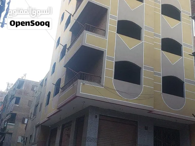 عمارة للبيع بالكامل 9 أدوار 8 شقق سكنية و 3 محلات تجارية شبرا الخيمة