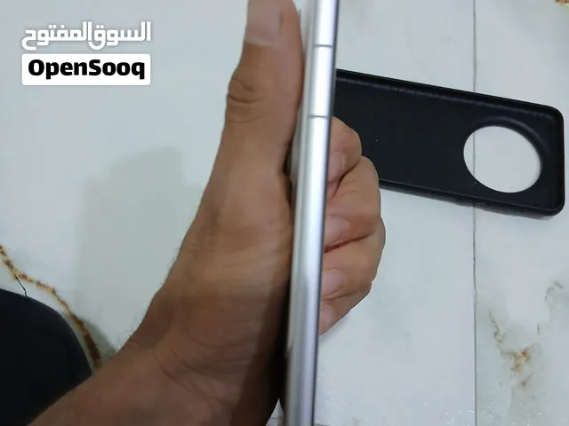 هواوي ميت 60برو  ذاكىره واحد تيره