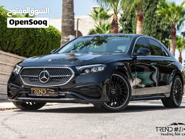 Mercedes E200 2025 Mild hybrid   السيارة بحالة ممتازة جدا و قطعت مسافة 12,000 كيلو متر فقط
