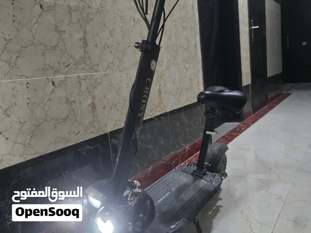 سكوتر نظيف جدا ومستخدم قليلا و سكوتر معدل محطوط كمبيوتر كبير سكوتر لا يعاني شيء ضمان بطارية شهرين