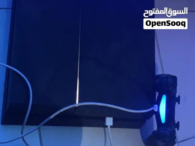 للبيع سوني 4 / 1 تيرا( سعر سماعه غير عن سوني)