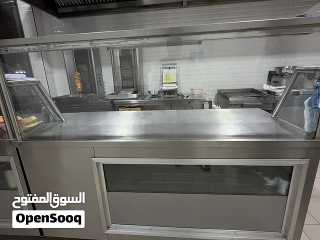 للبيع معدات مطعم بحاله ممتازه و باسعار ممتازه جداً شرط التجربه