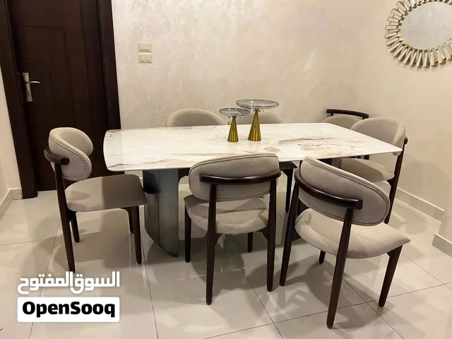 كراسي سفره عدد 8 خشب زان بحاله الوكاله