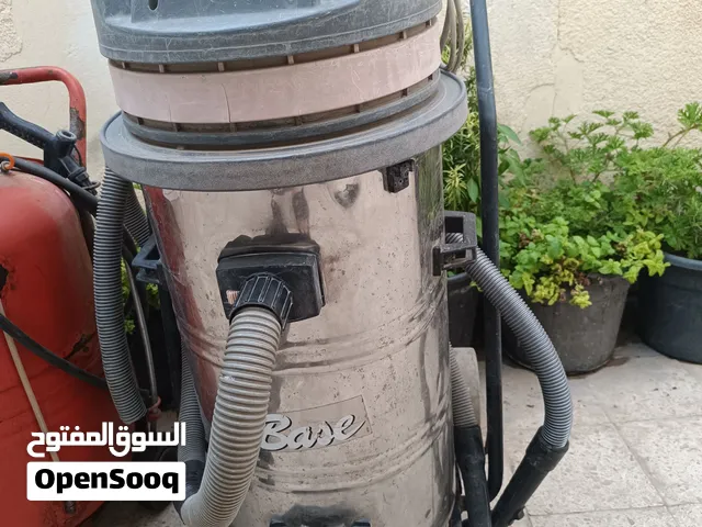 ماكينات لوادجو مكنسة ورغوة صابون بحالة جيدة