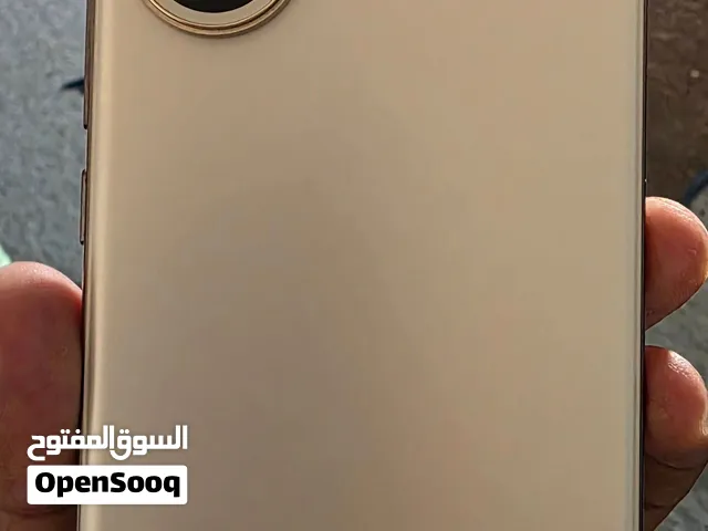 موبايل Vivo V60 5g  للبيع  مساحه 256 GB و 12 Ram مع الكرتونه والشاحن الاصلي  السعر 125 دينار