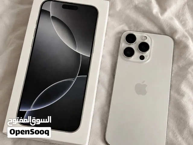 16 pro 256GB 93% looking to trade with 17 pro 256 white