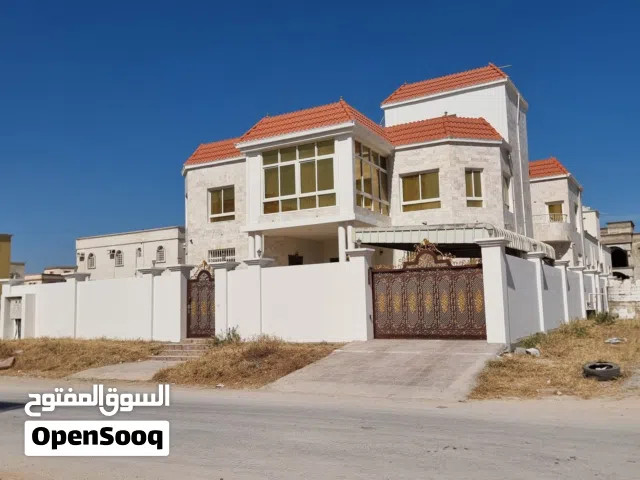 للبيع فيلا فاخرة مفروشة في صلاله امتداد عوقد