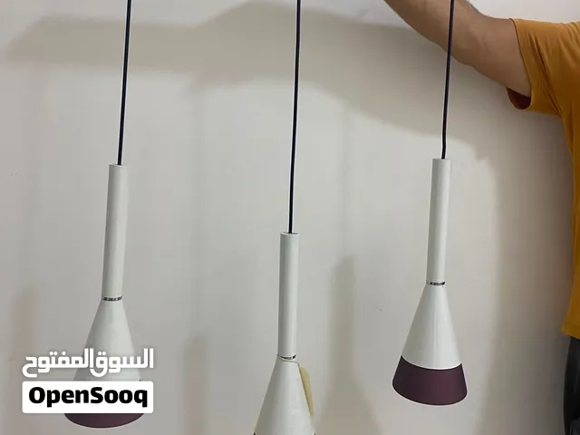 مصابيح معلّقه