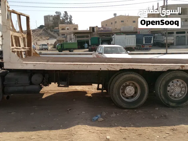 سطحة حجر ثقيله عليها زوايا راكبه على سنقل اسكا
