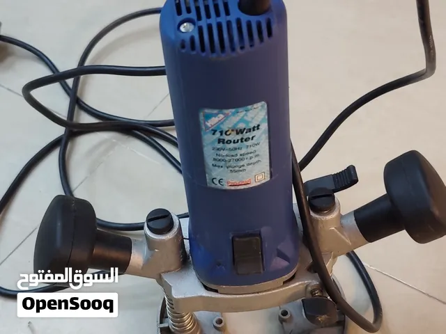 راوتر لنقش وتشكيل الخشب والجبس حجم متوسط بقوة 710W مستعمله استيراد انجليزي