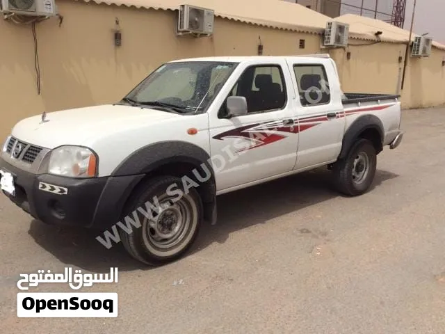 مطلوب بيكاب داستون او نافارا فورويل من موديل 2006 الى 2014