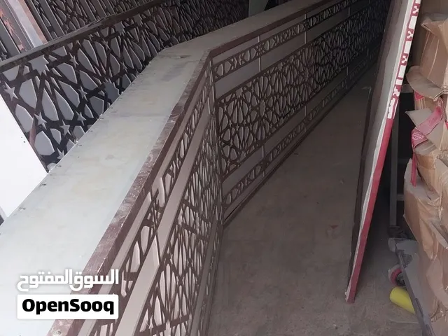 أضويه قارمات بتنفع خارجي وداخلي بحاله الوكاله شغالين كاملين بضواو متوفر كبير ألواح التواصل واتساب فق
